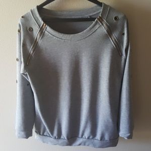 Light sweatshirt 2/$10